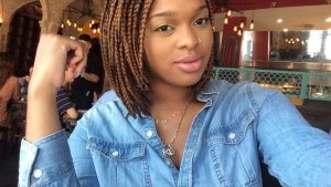 Taylor Monèt enjoying the college life!